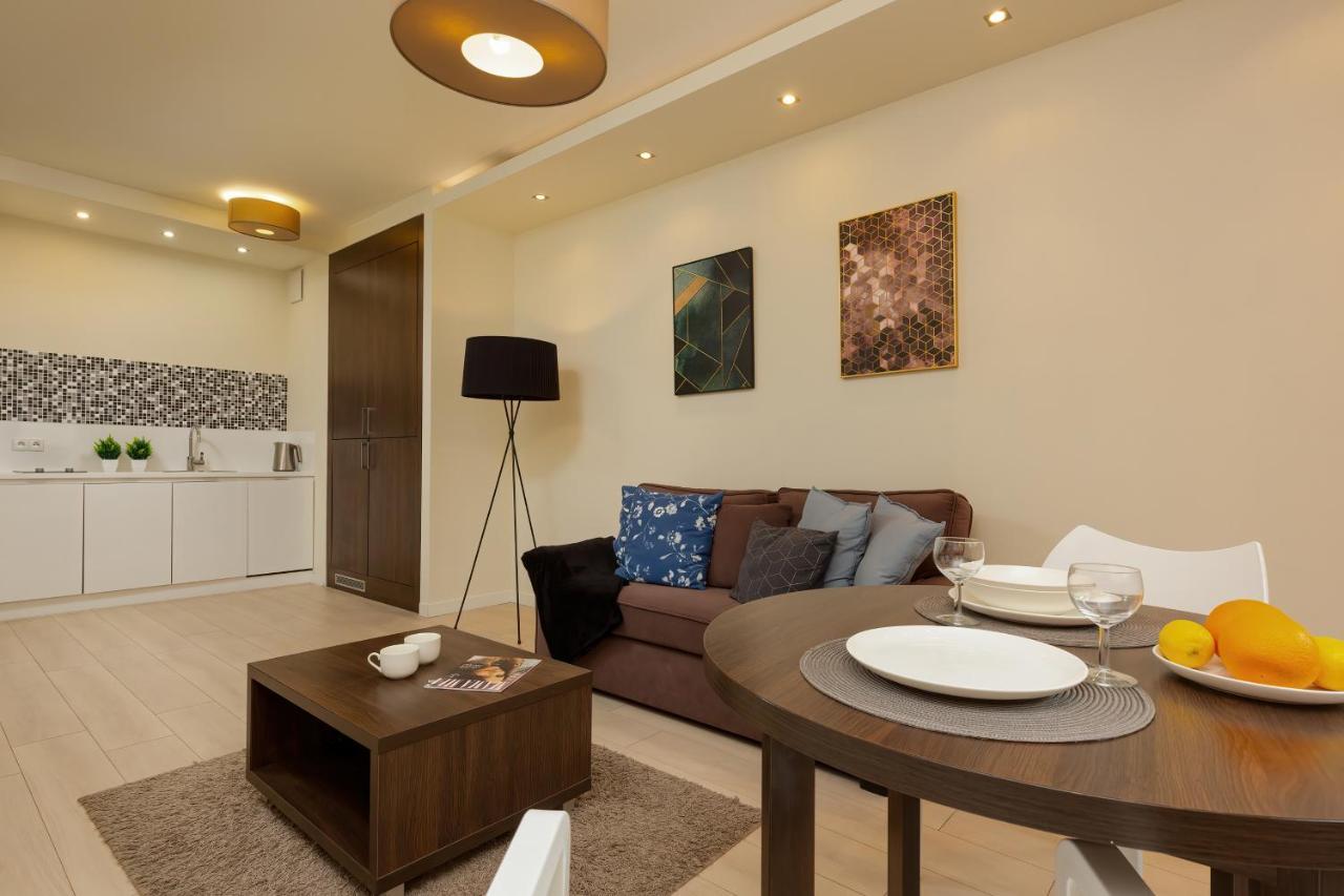 Apartments Warsaw Gieldowa 4 By Noclegi Renters Екстер'єр фото