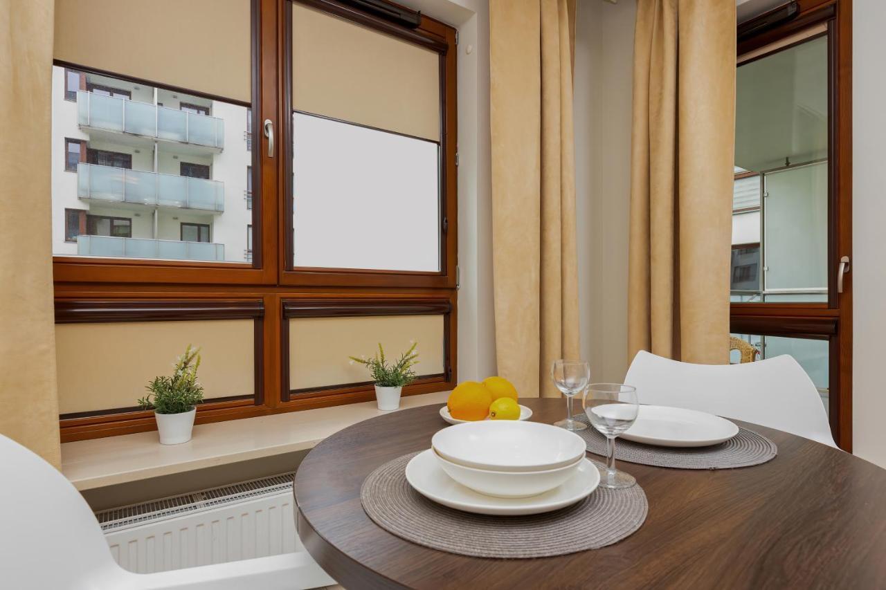 Apartments Warsaw Gieldowa 4 By Noclegi Renters Екстер'єр фото