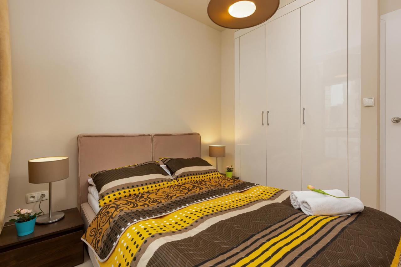 Apartments Warsaw Gieldowa 4 By Noclegi Renters Екстер'єр фото