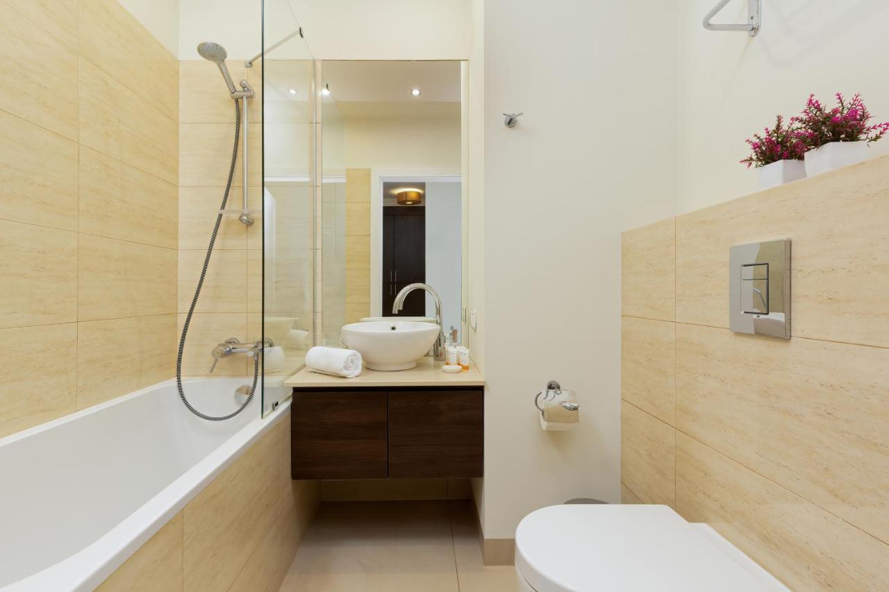 Apartments Warsaw Gieldowa 4 By Noclegi Renters Екстер'єр фото