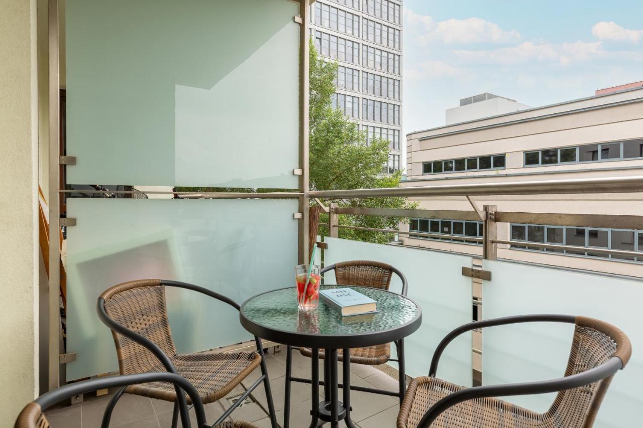 Apartments Warsaw Gieldowa 4 By Noclegi Renters Екстер'єр фото